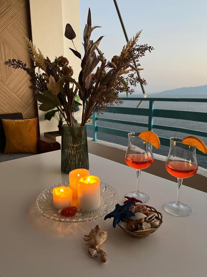 Aquamarine Apartments Sarande Bagian luar foto