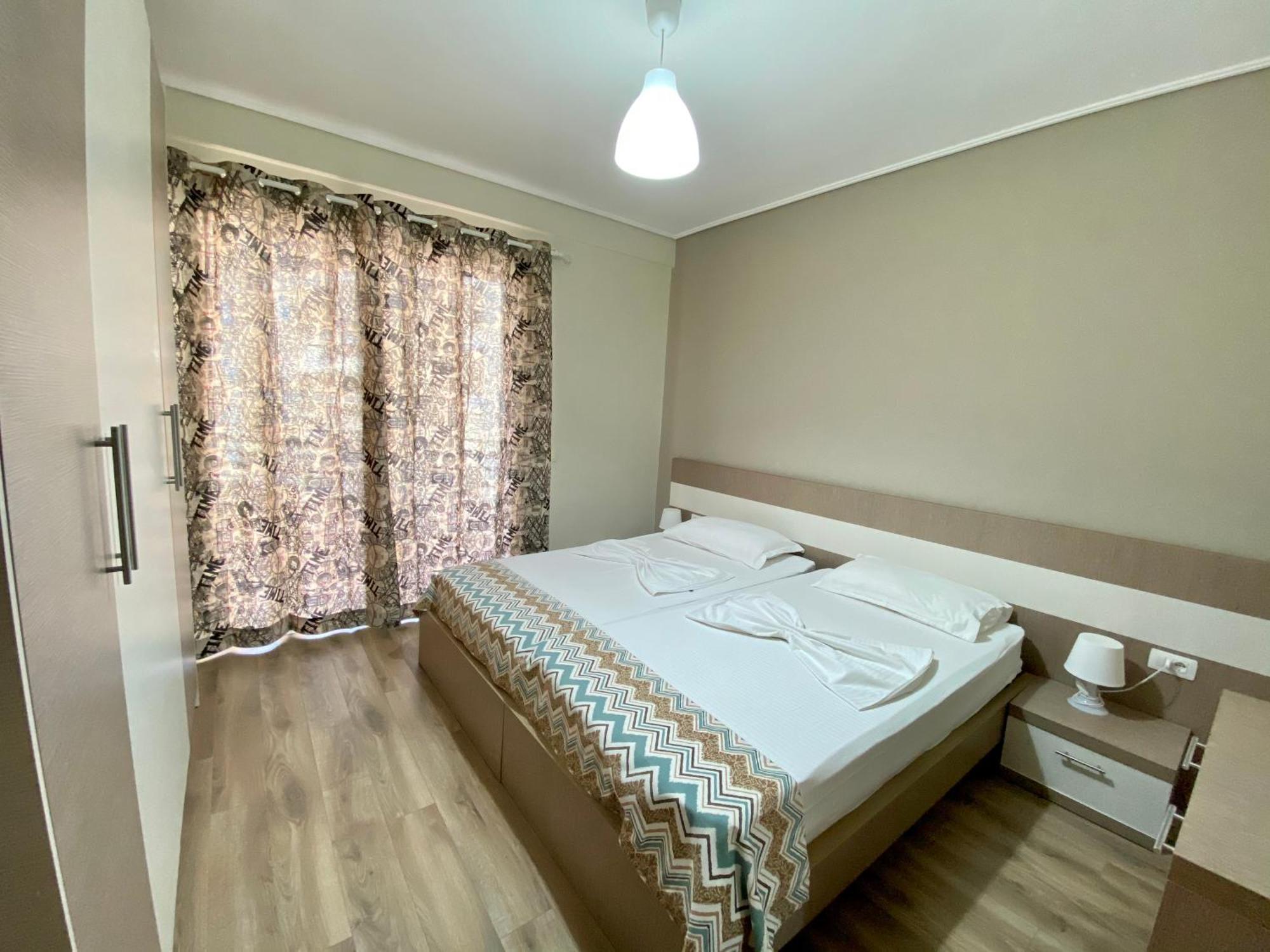 Aquamarine Apartments Sarande Ruang foto
