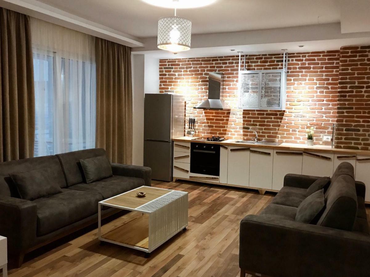 Aquamarine Apartments Sarande Bagian luar foto
